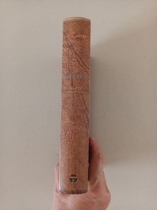 La forja de un Túnica Negra Omnibus