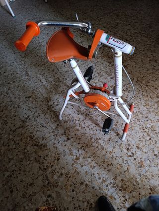Bicicleta estática Ciclostatic plegable
