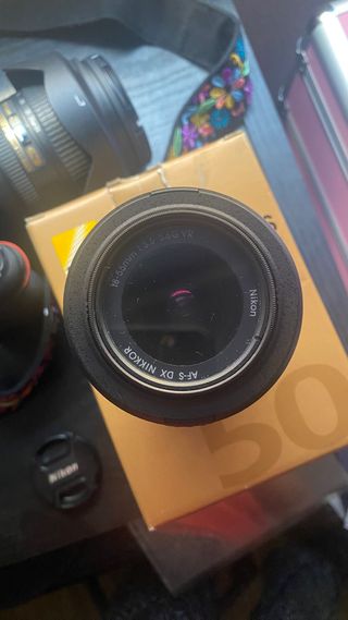 Cámara réflex: Nikon D810 + objetivos