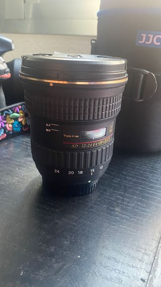 Cámara réflex: Nikon D810 + objetivos