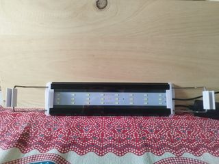 Pantalla LED acuario - blanca y negra