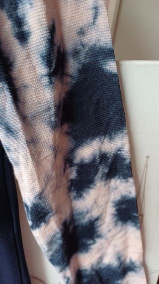 Mono Only azul marino  y camiseta talla S.