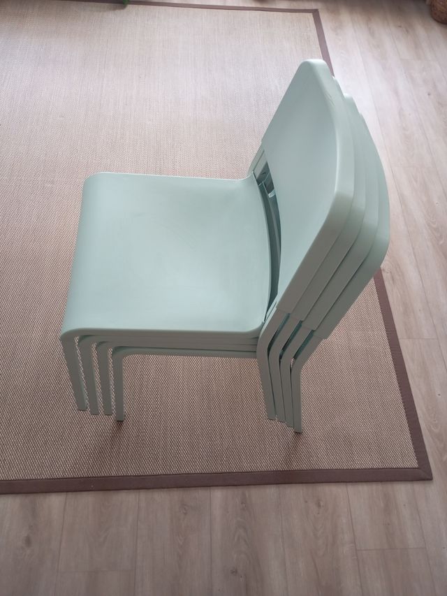 4 Sillas Ikea teal apilables