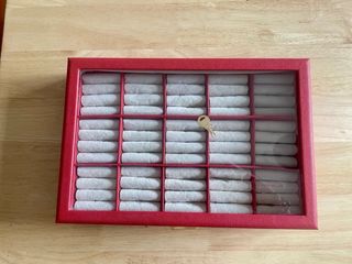 Caja piel porta 90 anillos vintage