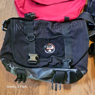 3 Borse Tracolla + Zaino Everlast