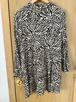 Vestido Stradivarius M - Zebra