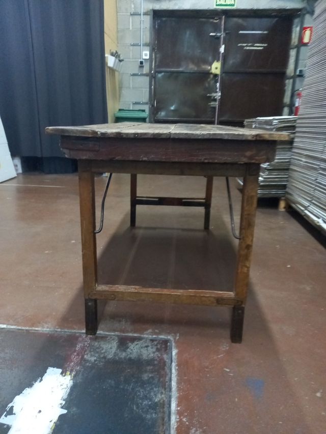 Mesa plegable antigua de madera