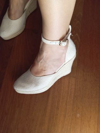 Alpargatas beige Ernesto Terrón