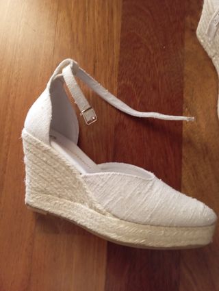 Alpargatas beige Ernesto Terrón