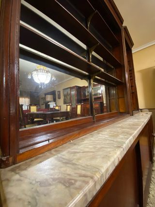 Vitrina antigua madera caoba