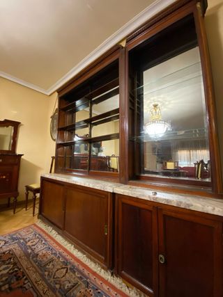 Vitrina antigua madera caoba