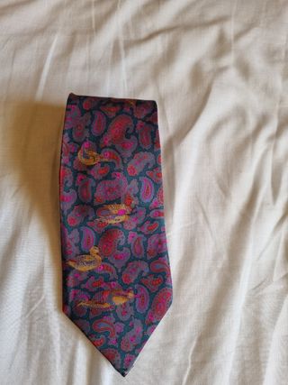 Corbata con estampado multicolor