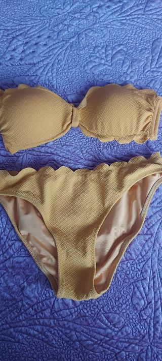 Bikini color mostaza