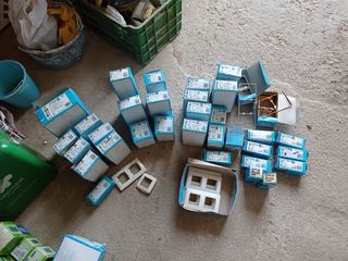 Mecanismos varios Simon 27 beige y blanco