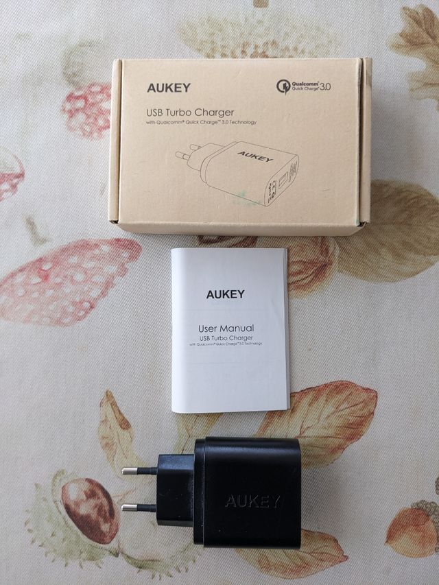 Cargador AUKEY USB Turbo 3.0