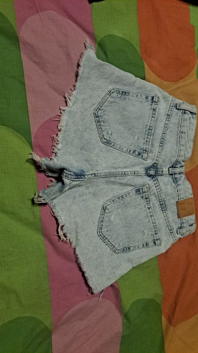 Shorts Bershka denim rotos