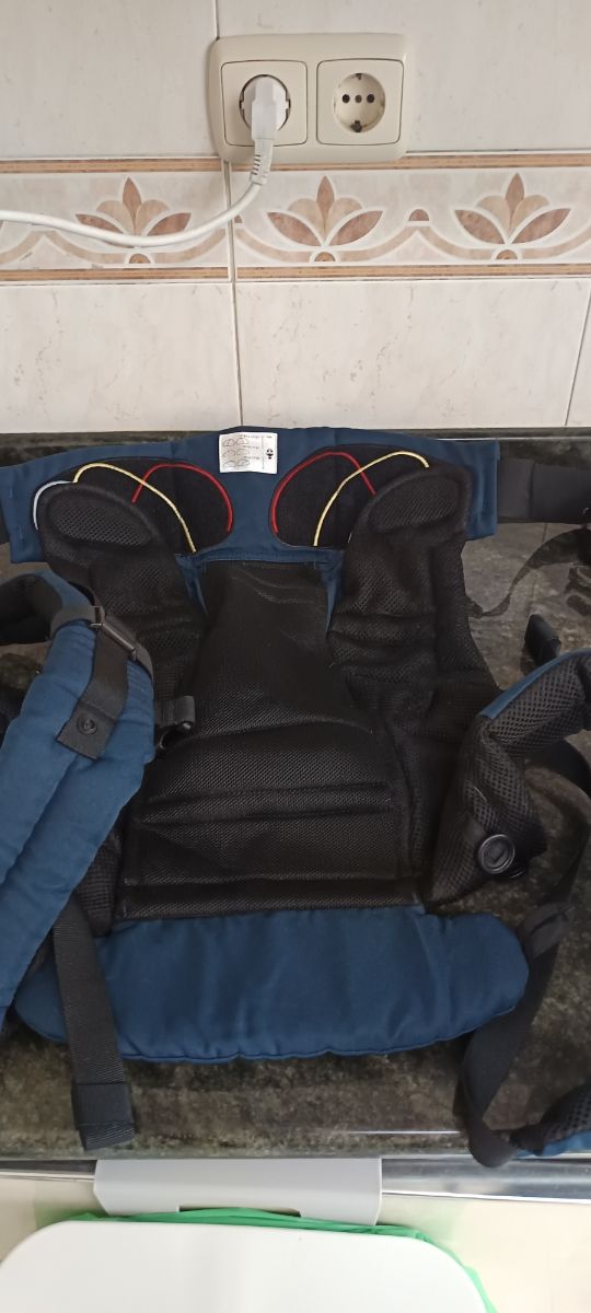 Ergobaby Adapt - Portabebés Multiposición