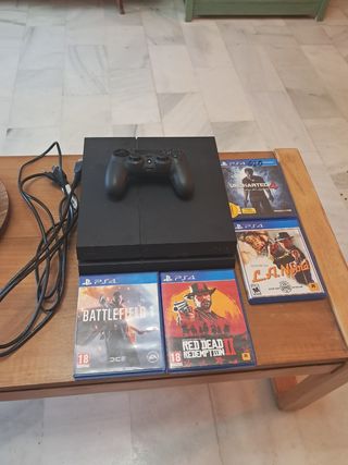 PS4 (PlayStation 4) 1GB + 6 juegos a convenir