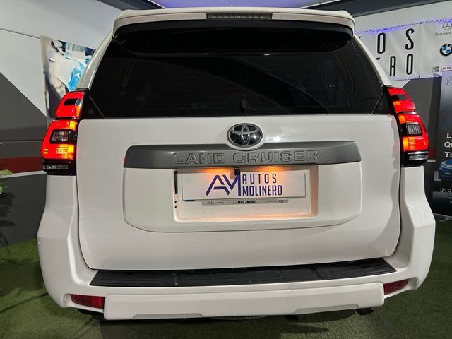 Toyota Land Cruiser 150 2018