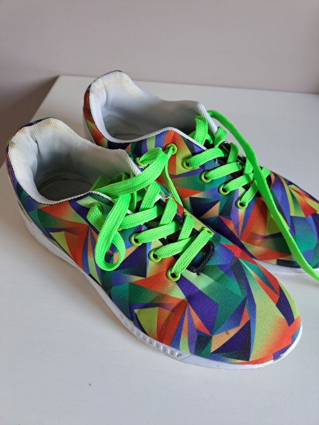 Sneakers multicolor talla 39