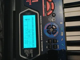 Casio CTK-431: Piano con 100 ritmos y 100 cancione