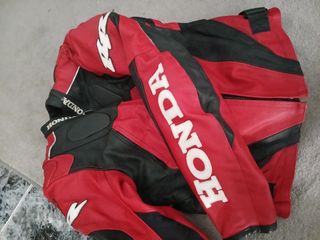 Chaqueta moto Honda piel roja para mujer