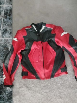 Chaqueta moto Honda piel roja para mujer