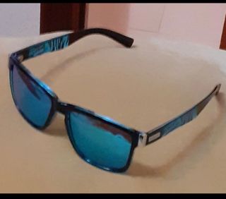 Gafas sol polarizadas azules