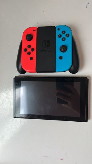 Nintendo Switch consola y mando