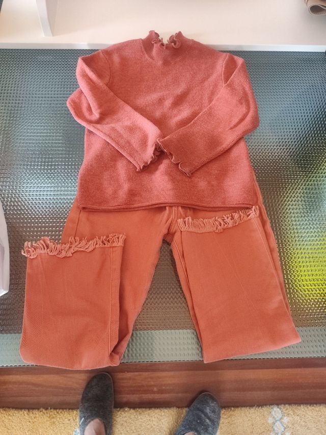 Conjunto jersey y pantalón - 4-5 años
