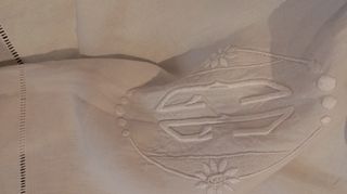 Sábana encimera lino antiguo bordada