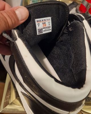 Nike Air Jordan 1 Mid - 39 EU