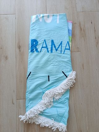 Toalla playa redonda microfibra Llama 150cm