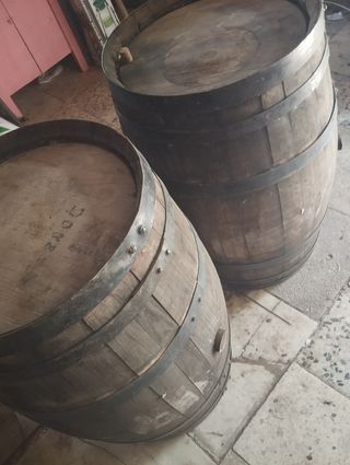 Barricas roble usadas 82x46cm