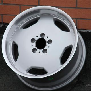 LLANTAS MOD. RETRO 803 PARA MERCEDES 17” PLATA.