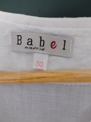 Vestido precio en blanco con flores y ab