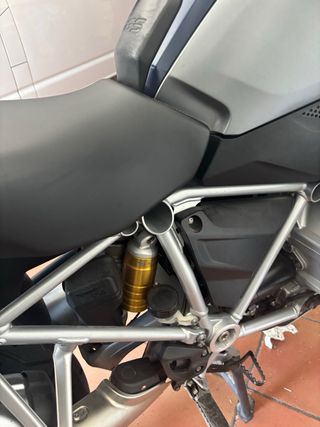 BMW R 1200 GS (2015) con maletas 80000 km