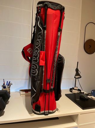 Bolsa golf Wilson roja y negra