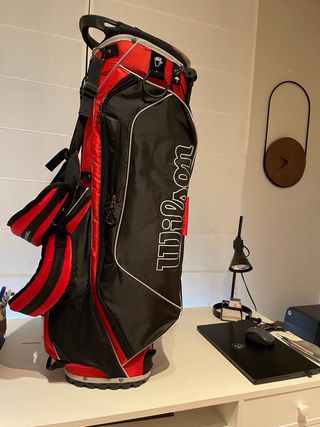 Bolsa golf Wilson roja y negra