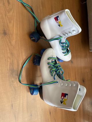 Patines cuadruple, blancos