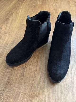 Botines negros mujer