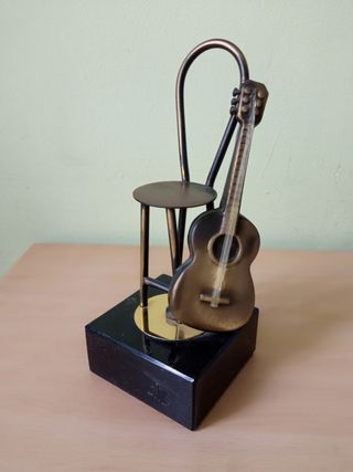 Figura guitarra decorativa