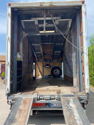 Camión taller vivienda Volvo FH12
