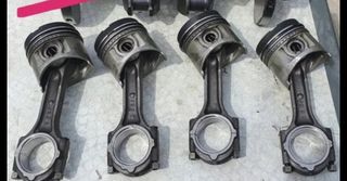 4 Pistones y Bielas D4BH 4d56 hyundai Mitsubishi