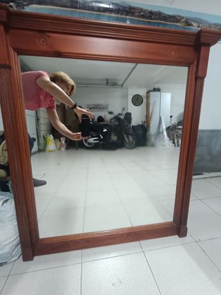 Espejo madera marrón grande