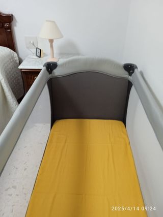 Cuna viaje Sleep n Play - Bebé