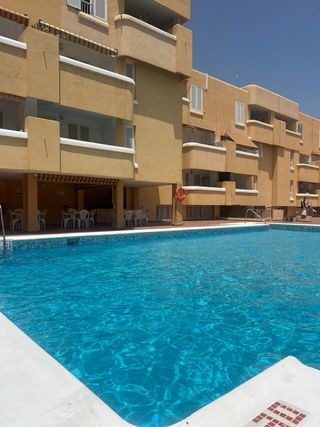 Apartamento con terraza - vistas al mar  GARRUCHA