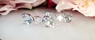 Pendientes corazón brillantes