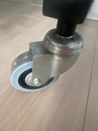 Perchero acero con ruedas - Negro/Plata