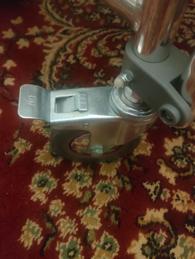 Silla de baño para adultos mayores